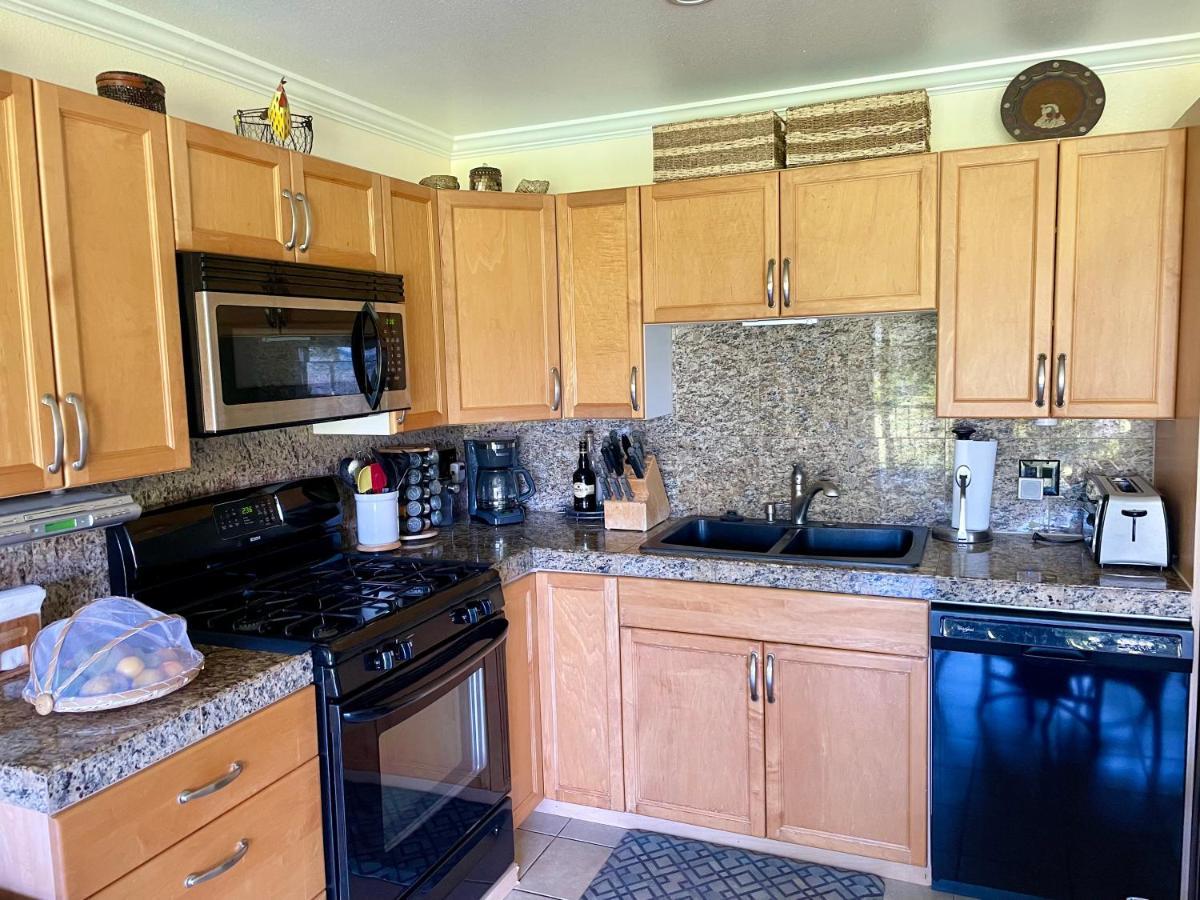 Ka Hale Kealoha Appartement Kaunakakai Buitenkant foto